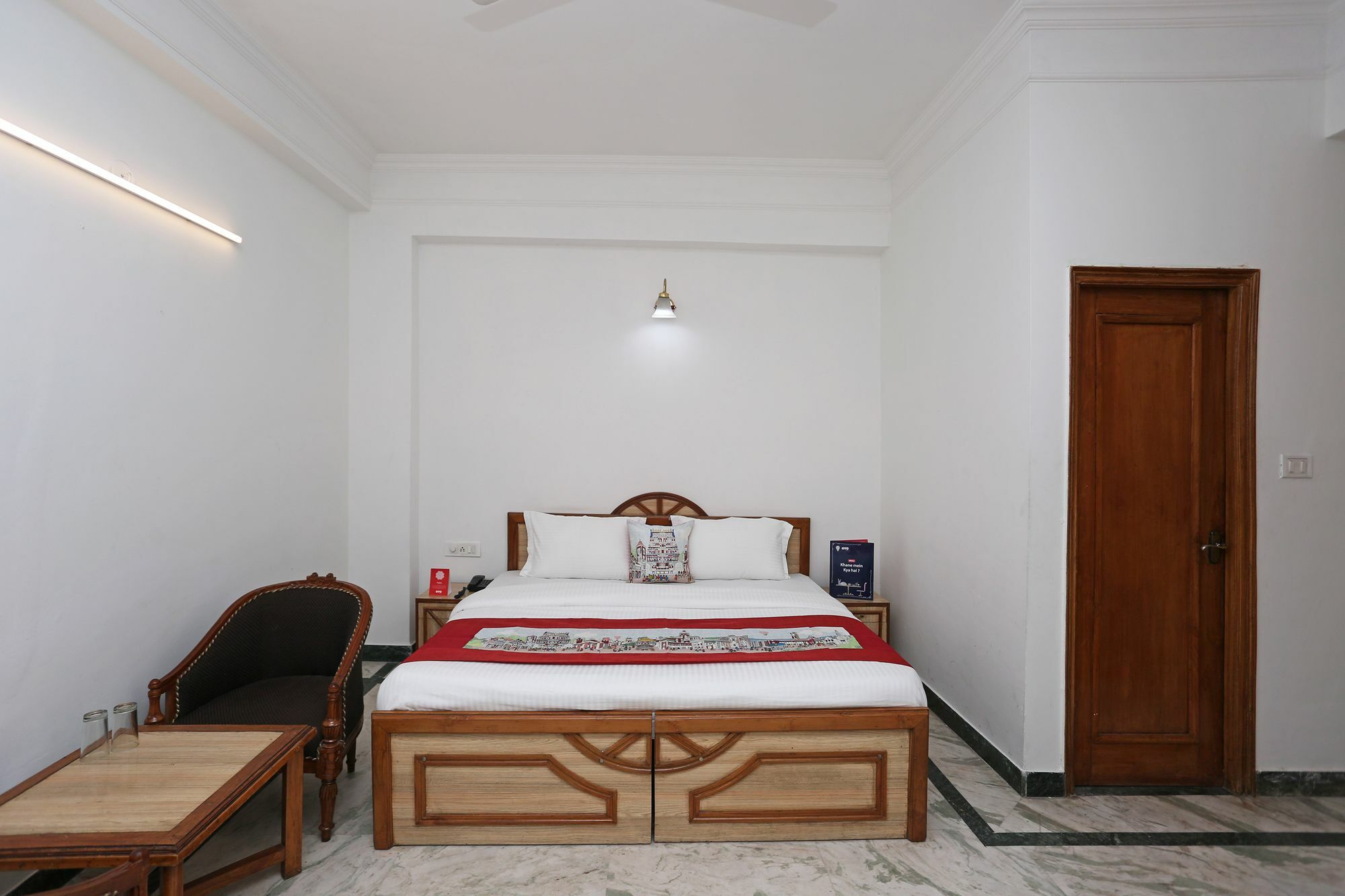 Oyo 10072 Hotel Amrit Regency Dehradun Zewnętrze zdjęcie