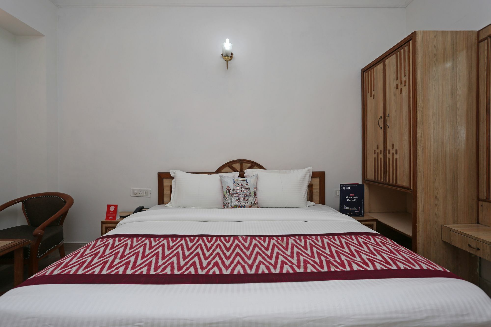 Oyo 10072 Hotel Amrit Regency Dehradun Zewnętrze zdjęcie